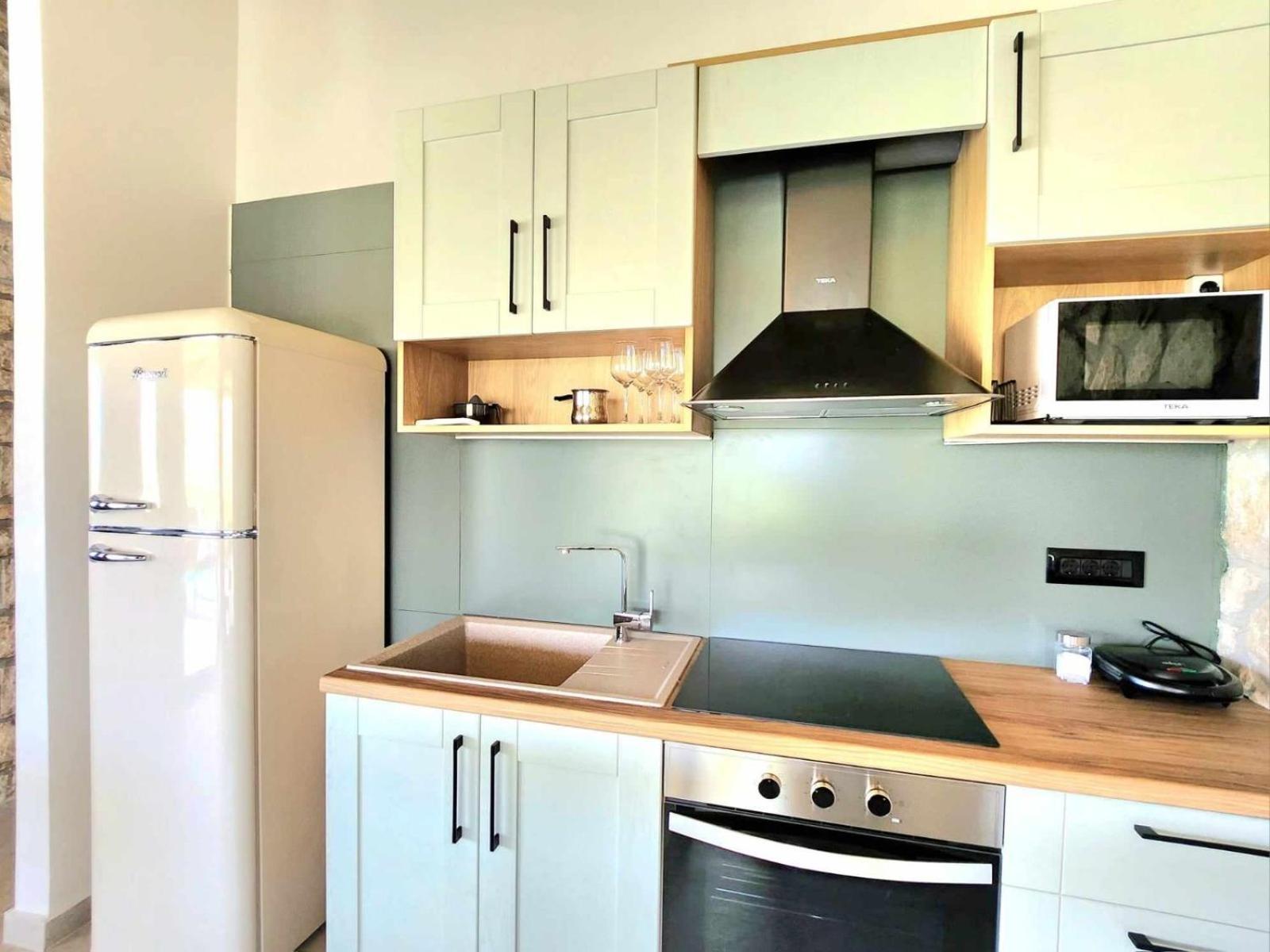 Apartament Gregory'S Farm Levkákia Zewnętrze zdjęcie